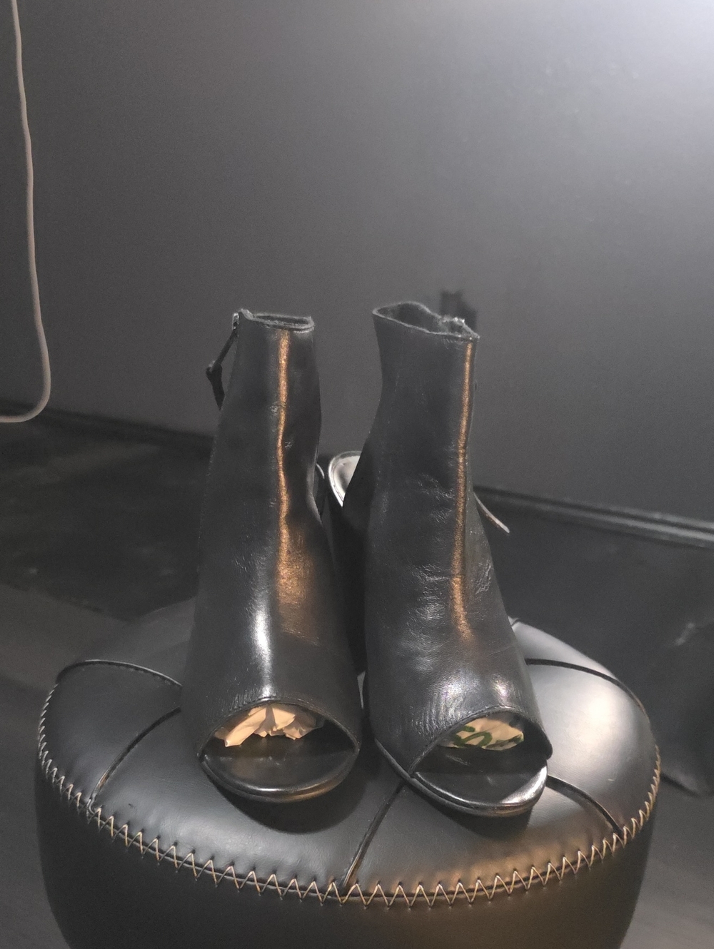 Women's Black Open-Toe Mules with Back Zip